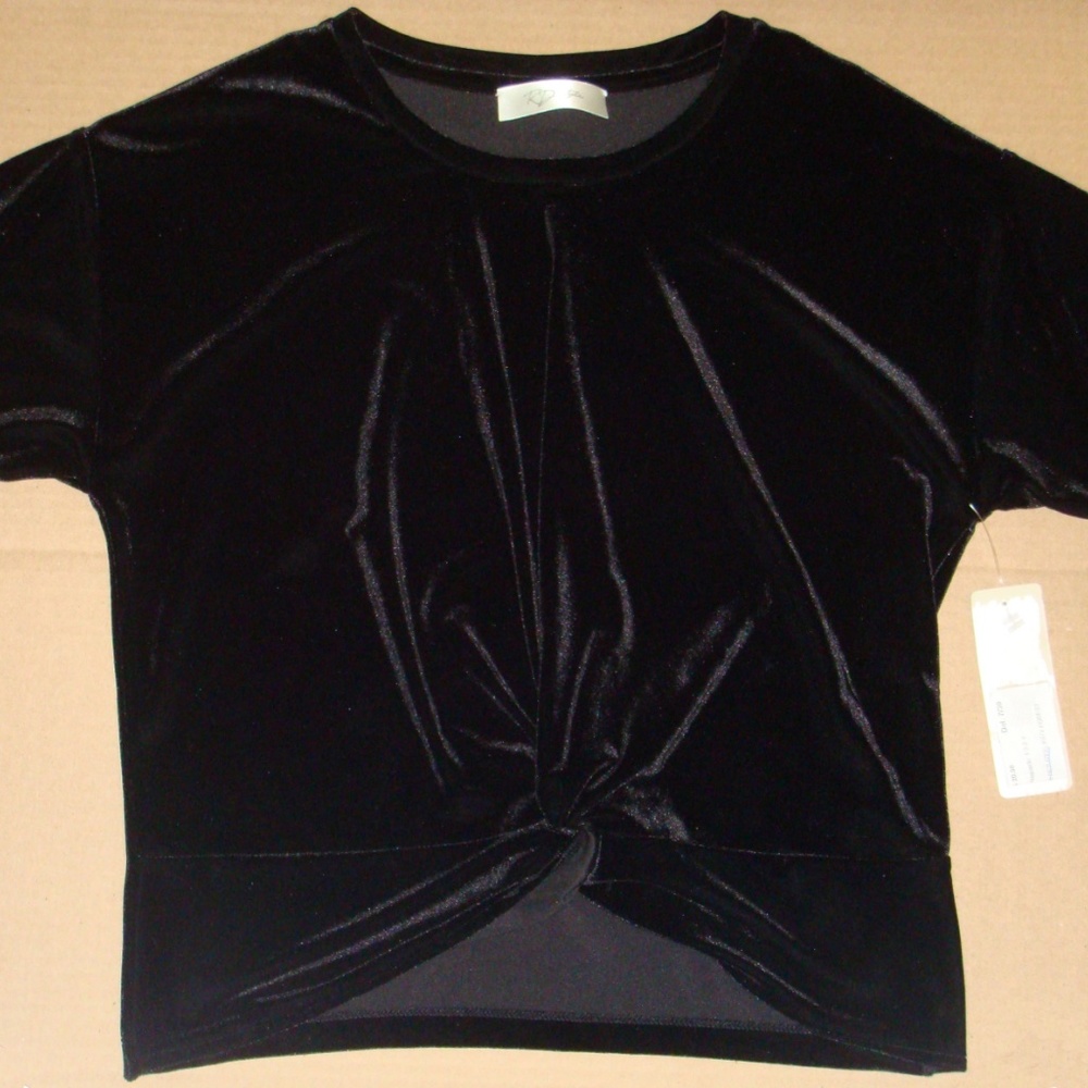 Women’s Velour Top “R D Style” Black Small NEW wit